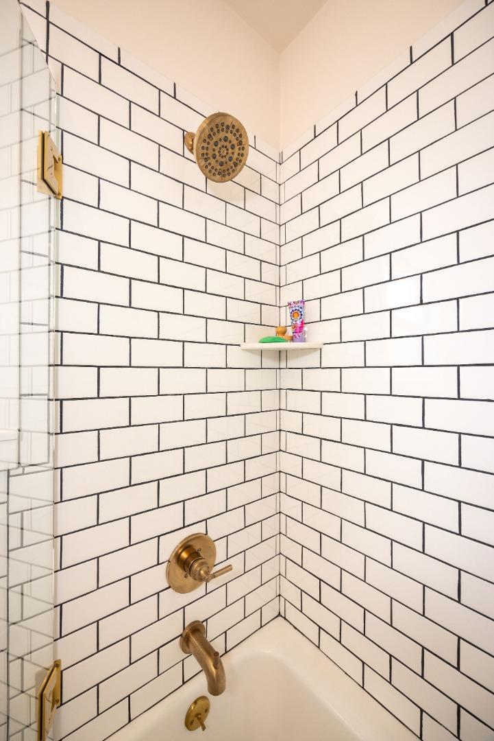Detail Gallery Image 15 of 33 For 523 San Benito St, Half Moon Bay,  CA 94019 - 2 Beds | 2/1 Baths