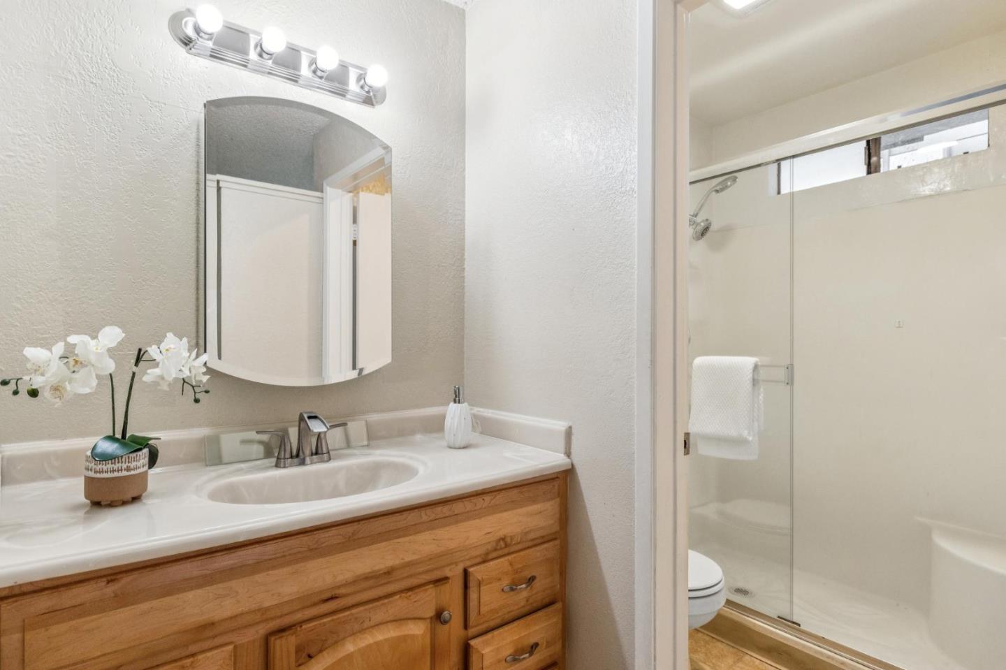 Detail Gallery Image 20 of 37 For 1 Appian Way #705-1,  South San Francisco,  CA 94080 - 3 Beds | 2 Baths