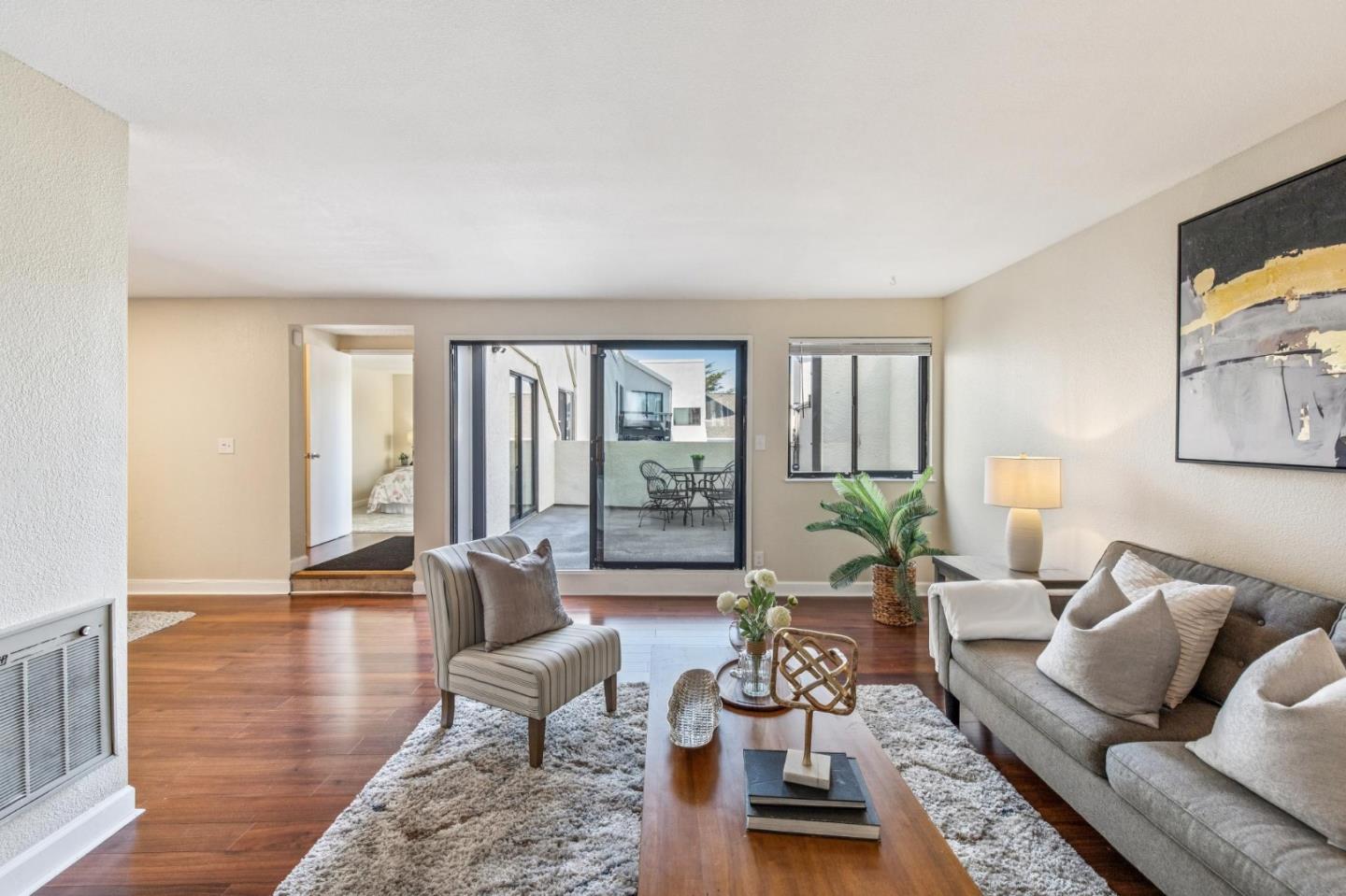 Detail Gallery Image 3 of 37 For 1 Appian Way #705-1,  South San Francisco,  CA 94080 - 3 Beds | 2 Baths