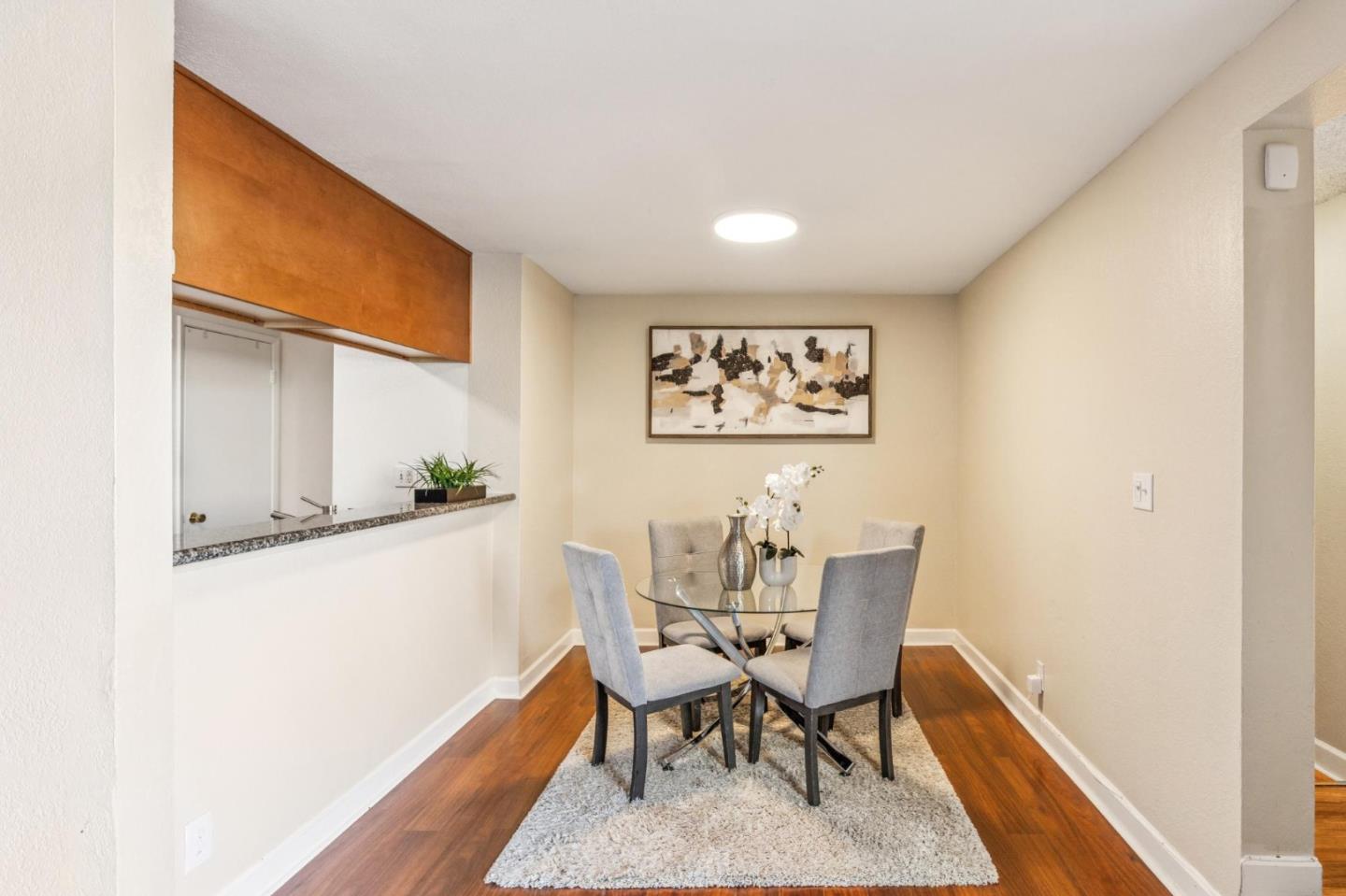 Detail Gallery Image 7 of 37 For 1 Appian Way #705-1,  South San Francisco,  CA 94080 - 3 Beds | 2 Baths