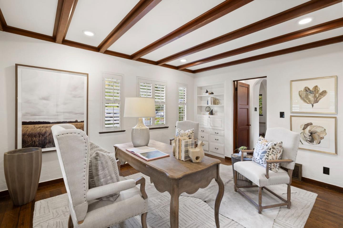 Detail Gallery Image 5 of 47 For 503 Arlington Rd, Redwood City,  CA 94062 - 5 Beds | 2/1 Baths