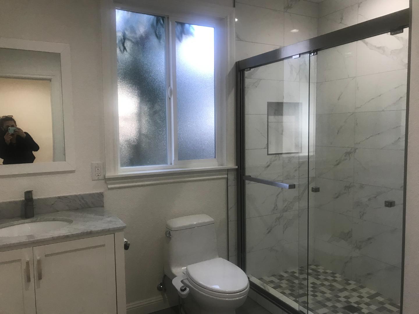 Detail Gallery Image 11 of 20 For 201 Grand Blvd #211,  San Mateo,  CA 94401 - 3 Beds | 3 Baths