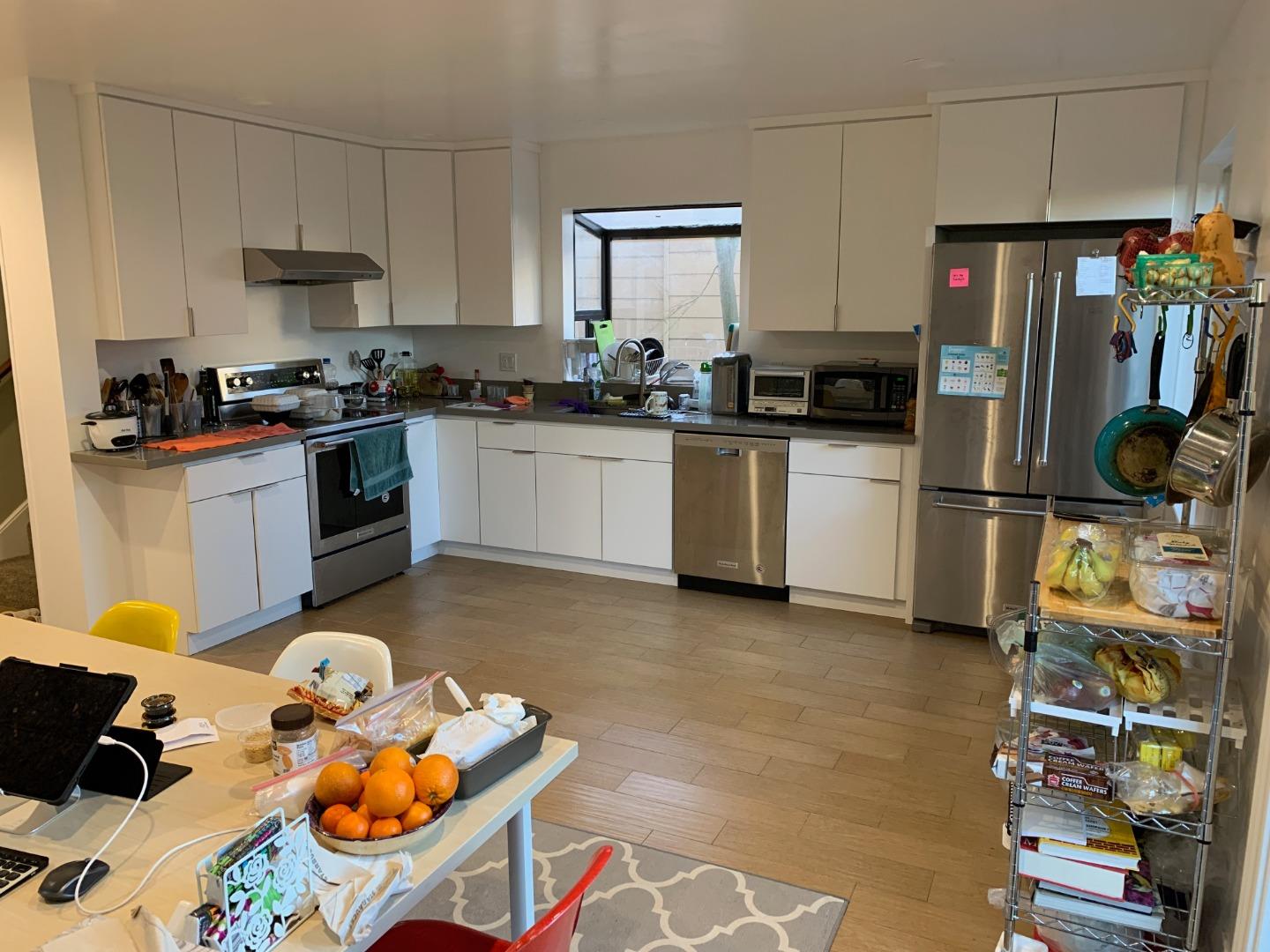 Detail Gallery Image 3 of 20 For 201 Grand Blvd #211,  San Mateo,  CA 94401 - 3 Beds | 3 Baths
