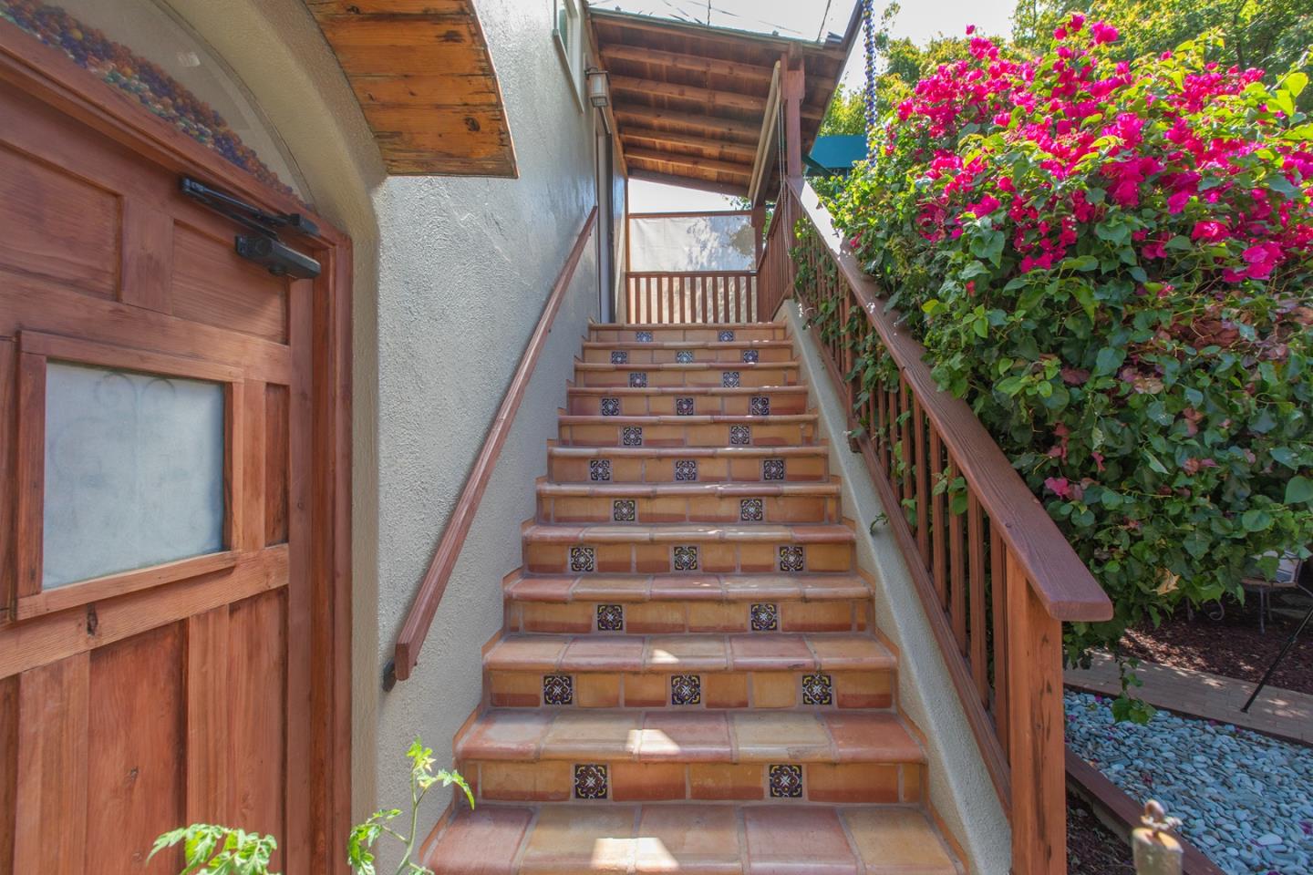 Detail Gallery Image 42 of 63 For 212 Gilbert Ave, Menlo Park,  CA 94025 - 3 Beds | 3 Baths