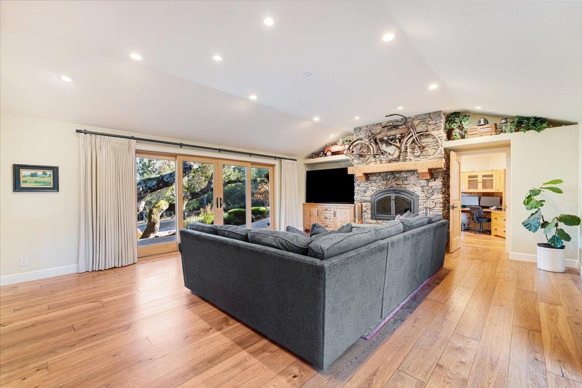 Detail Gallery Image 34 of 101 For 7409 Hihn Rd, Ben Lomond,  CA 95005 - 4 Beds | 3 Baths