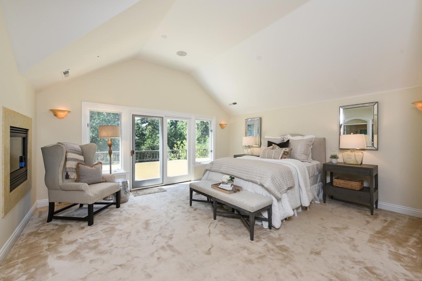 Detail Gallery Image 7 of 9 For Waverley St, Palo Alto,  CA 94301 - 6 Beds | 5 Baths