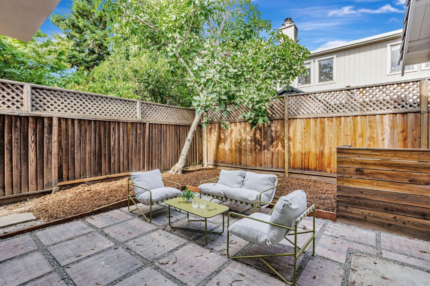 Detail Gallery Image 34 of 55 For 234 Houghton St, Mountain View,  CA 94041 - 2 Beds | 2/1 Baths