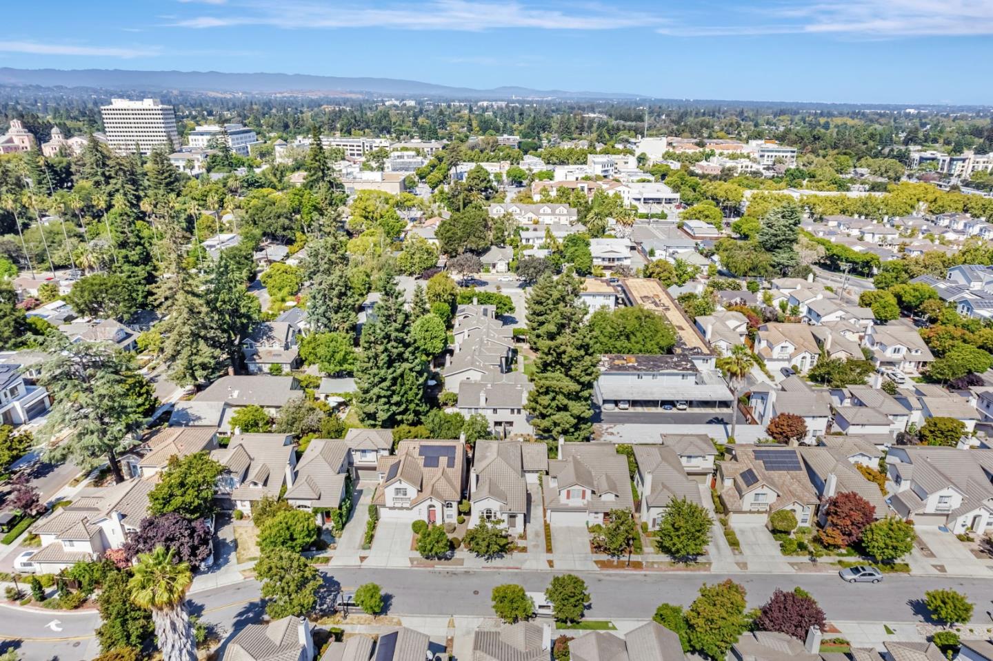Detail Gallery Image 46 of 55 For 234 Houghton St, Mountain View,  CA 94041 - 2 Beds | 2/1 Baths