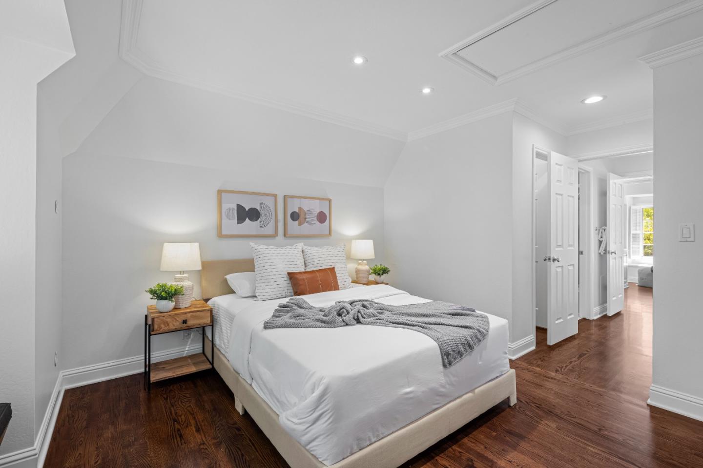 Detail Gallery Image 19 of 28 For 510 Monterey Ave, Los Gatos,  CA 95030 - 3 Beds | 2/1 Baths