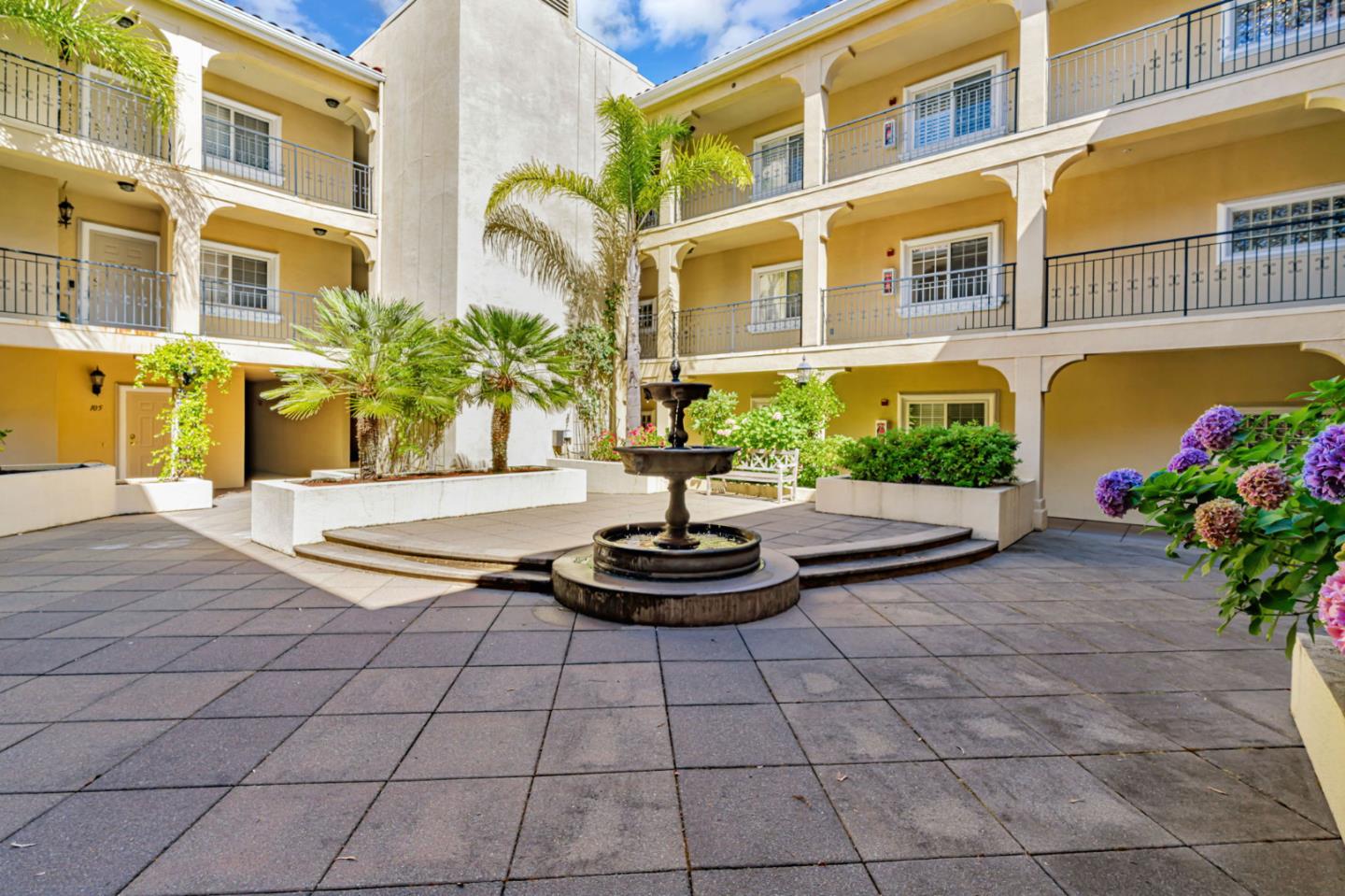 Detail Gallery Image 25 of 32 For 530 El Camino Real #209,  Burlingame,  CA 94010 - 2 Beds | 2 Baths