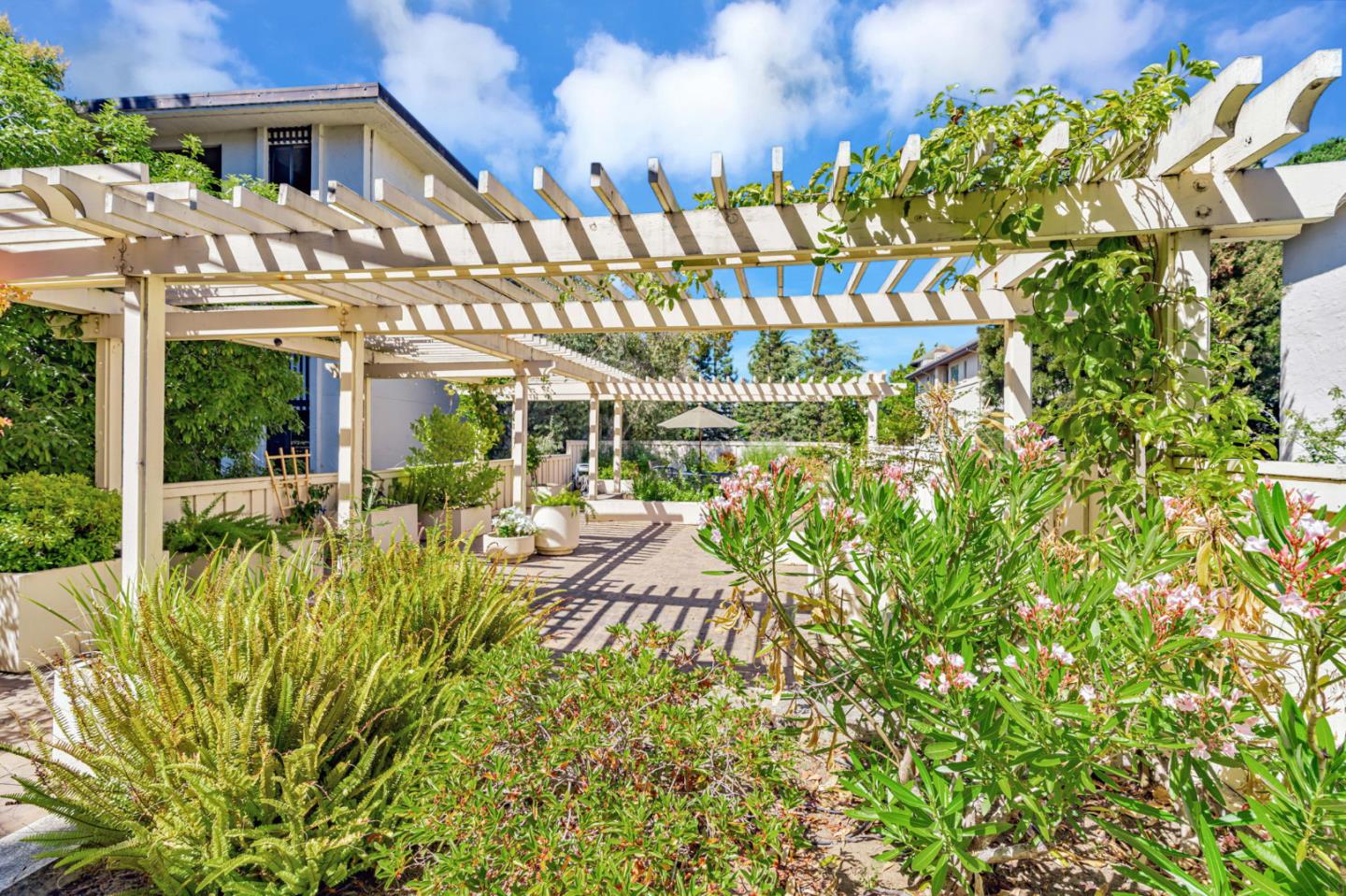 Detail Gallery Image 26 of 32 For 530 El Camino Real #209,  Burlingame,  CA 94010 - 2 Beds | 2 Baths