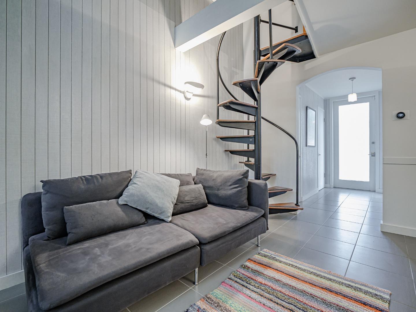 Detail Gallery Image 10 of 44 For 317 Brook Ave, Santa Cruz,  CA 95062 - 2 Beds | 1 Baths