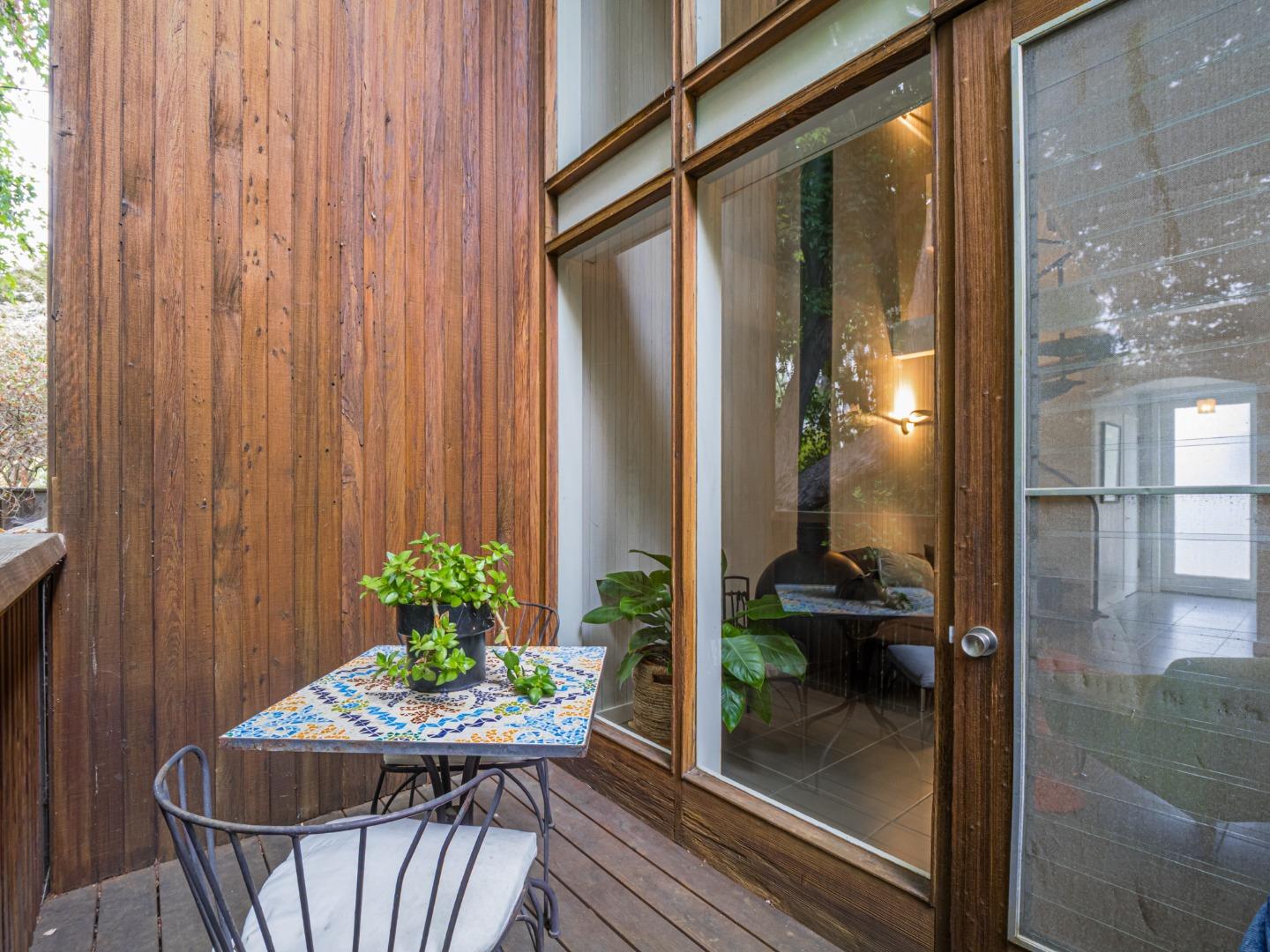 Detail Gallery Image 14 of 44 For 317 Brook Ave, Santa Cruz,  CA 95062 - 2 Beds | 1 Baths