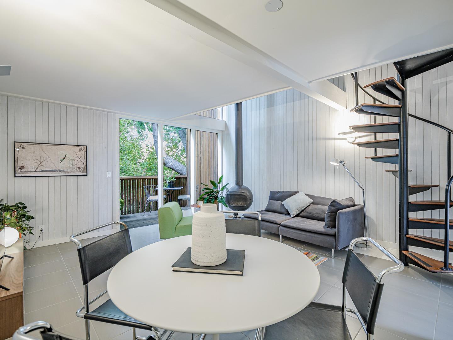 Detail Gallery Image 7 of 44 For 317 Brook Ave, Santa Cruz,  CA 95062 - 2 Beds | 1 Baths