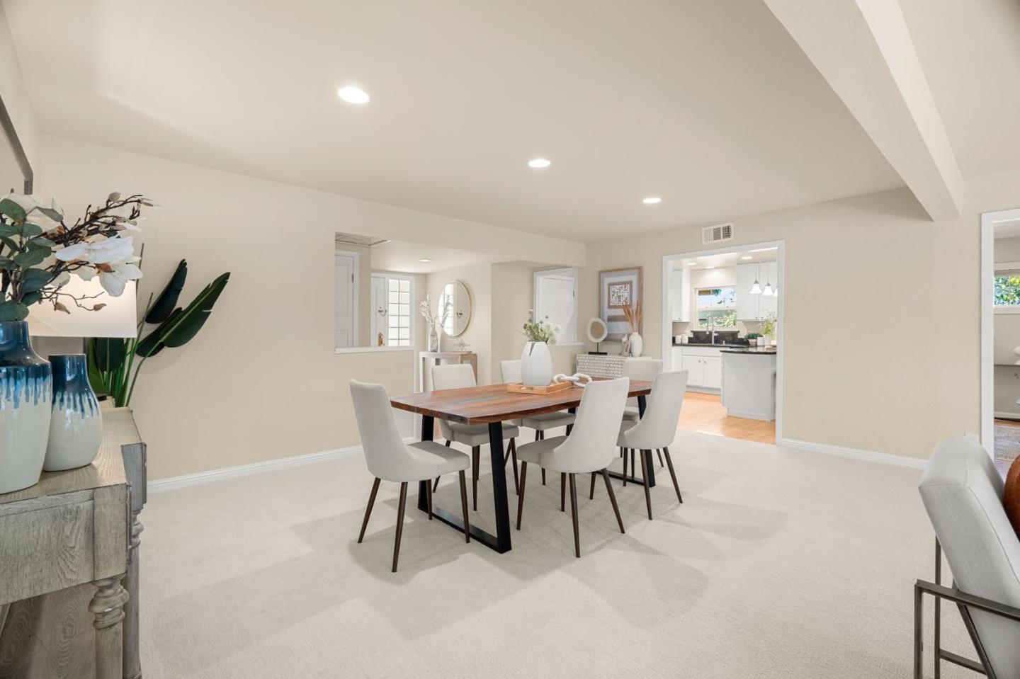 Detail Gallery Image 13 of 43 For 3496 Picadilly Dr, San Jose,  CA 95118 - 3 Beds | 2 Baths
