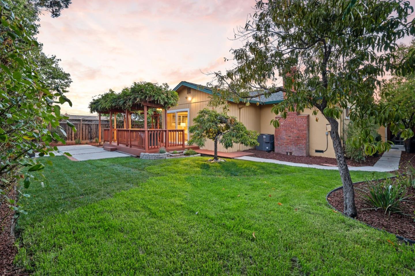 Detail Gallery Image 28 of 43 For 3496 Picadilly Dr, San Jose,  CA 95118 - 3 Beds | 2 Baths