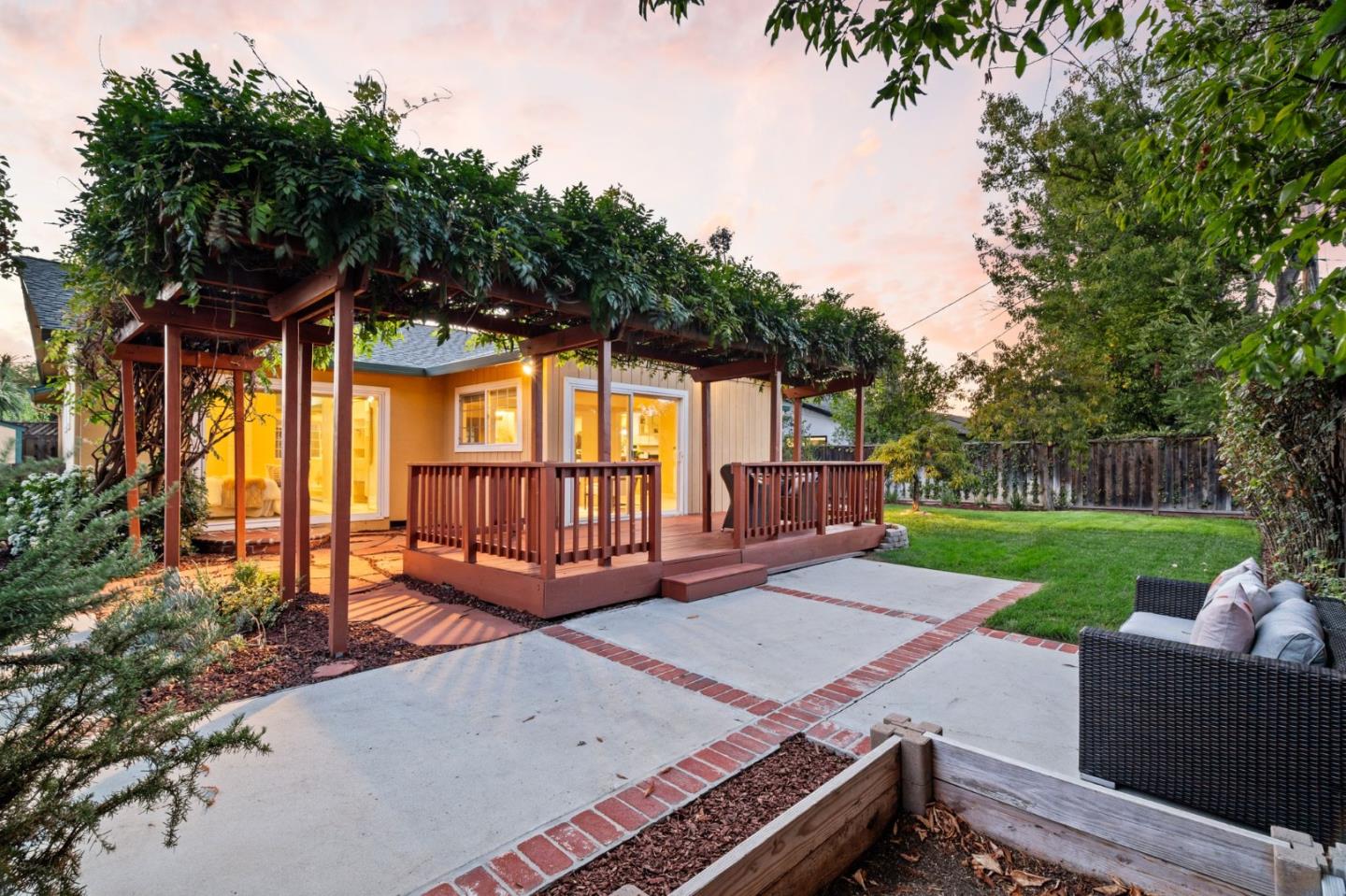 Detail Gallery Image 35 of 43 For 3496 Picadilly Dr, San Jose,  CA 95118 - 3 Beds | 2 Baths