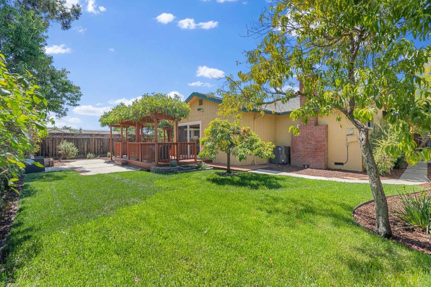 Detail Gallery Image 6 of 43 For 3496 Picadilly Dr, San Jose,  CA 95118 - 3 Beds | 2 Baths