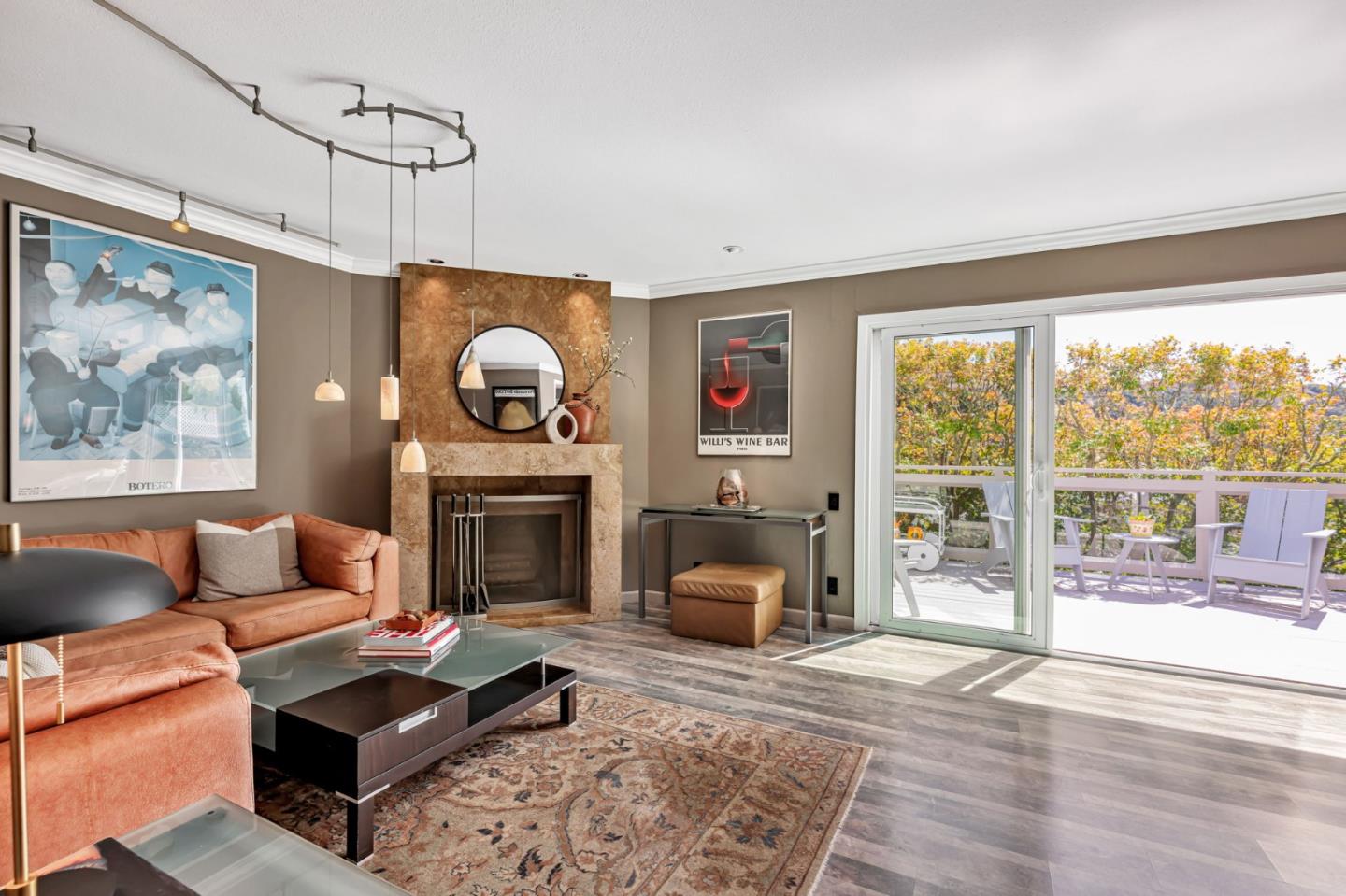 Detail Gallery Image 14 of 58 For 32 Clairview Ct, San Francisco,  CA 94131 - 4 Beds | 3 Baths