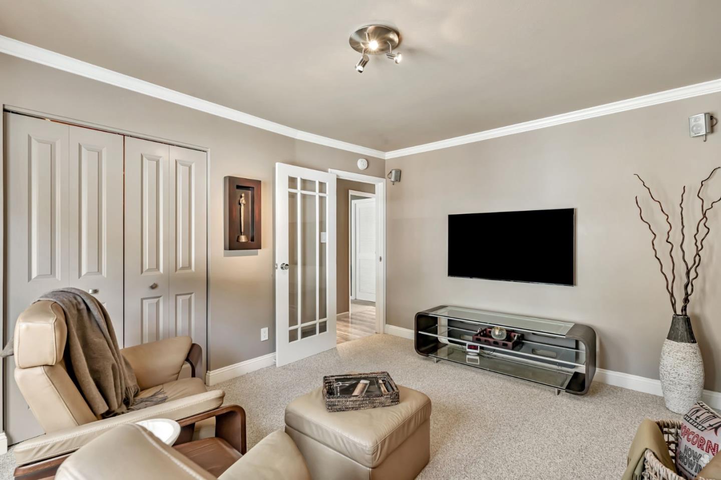 Detail Gallery Image 23 of 58 For 32 Clairview Ct, San Francisco,  CA 94131 - 4 Beds | 3 Baths
