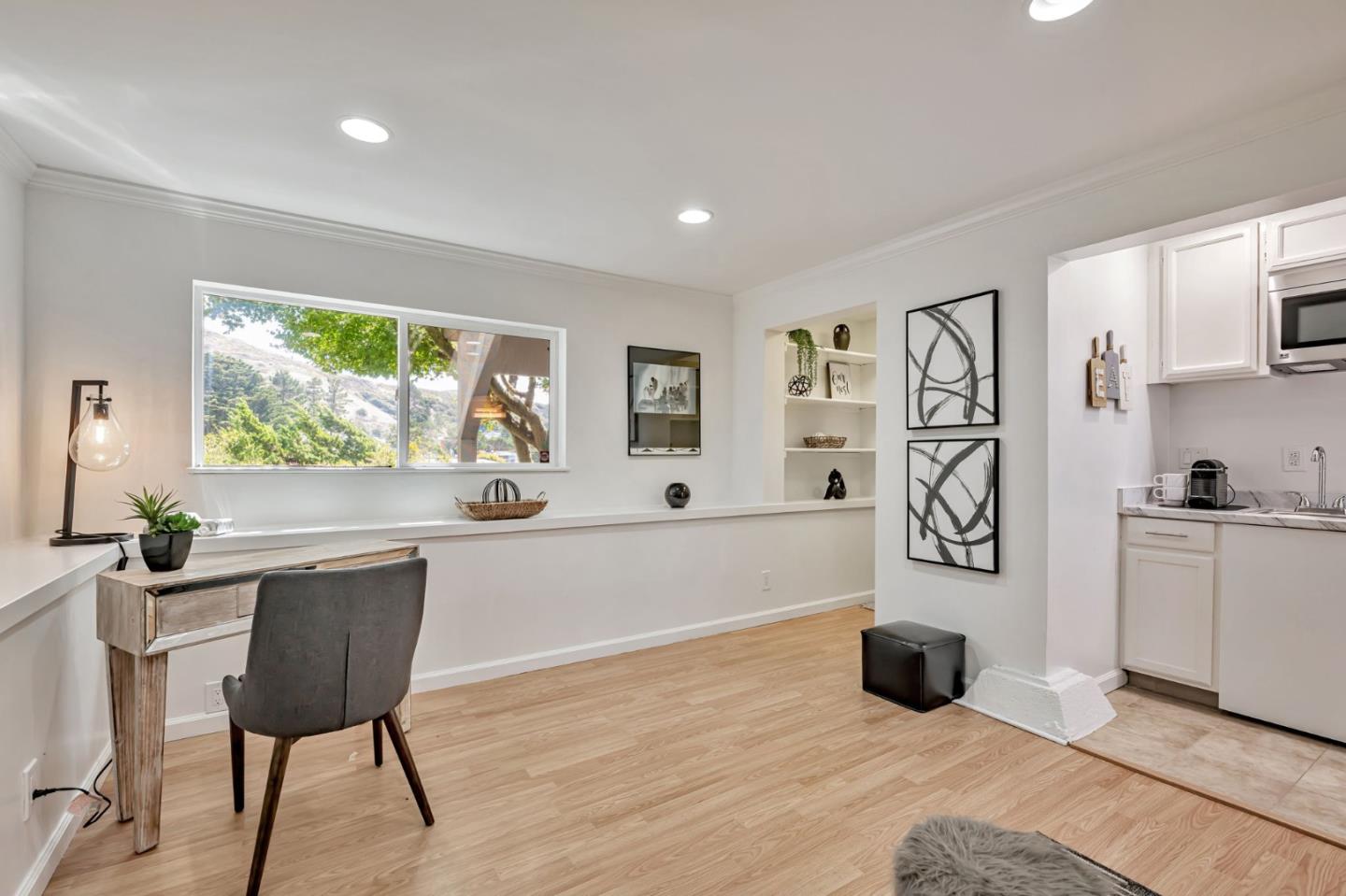 Detail Gallery Image 28 of 58 For 32 Clairview Ct, San Francisco,  CA 94131 - 4 Beds | 3 Baths