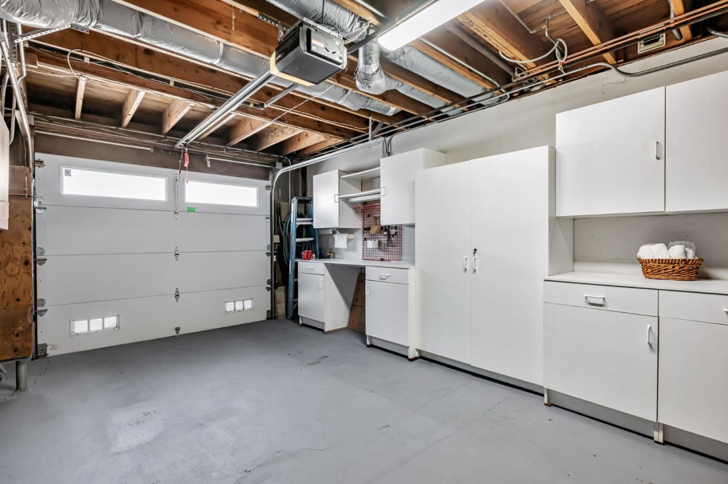 Detail Gallery Image 35 of 58 For 32 Clairview Ct, San Francisco,  CA 94131 - 4 Beds | 3 Baths