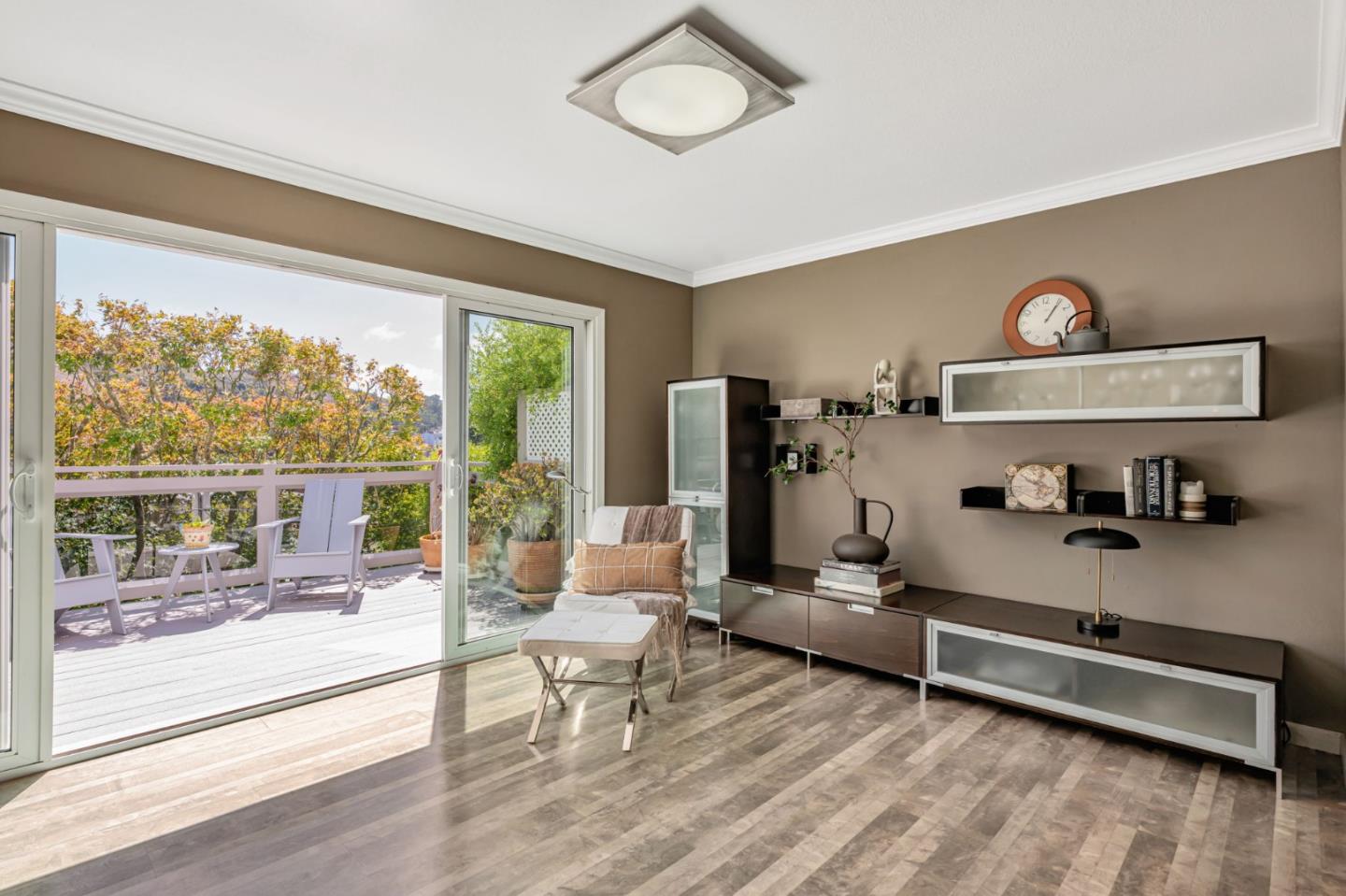 Detail Gallery Image 6 of 58 For 32 Clairview Ct, San Francisco,  CA 94131 - 4 Beds | 3 Baths