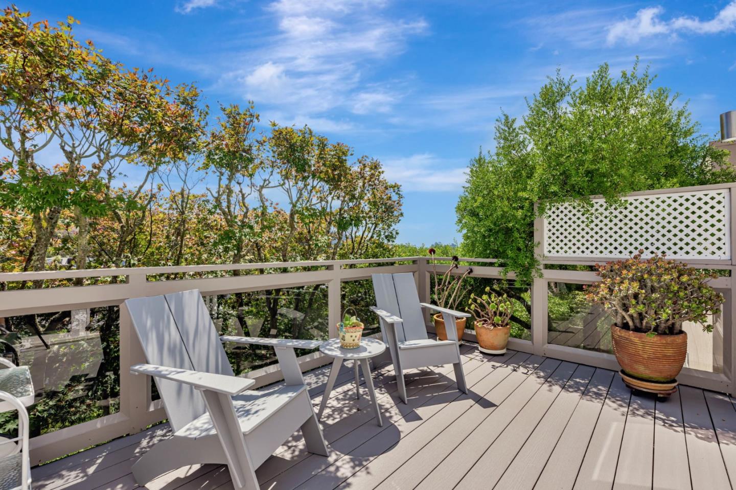 Detail Gallery Image 8 of 58 For 32 Clairview Ct, San Francisco,  CA 94131 - 4 Beds | 3 Baths