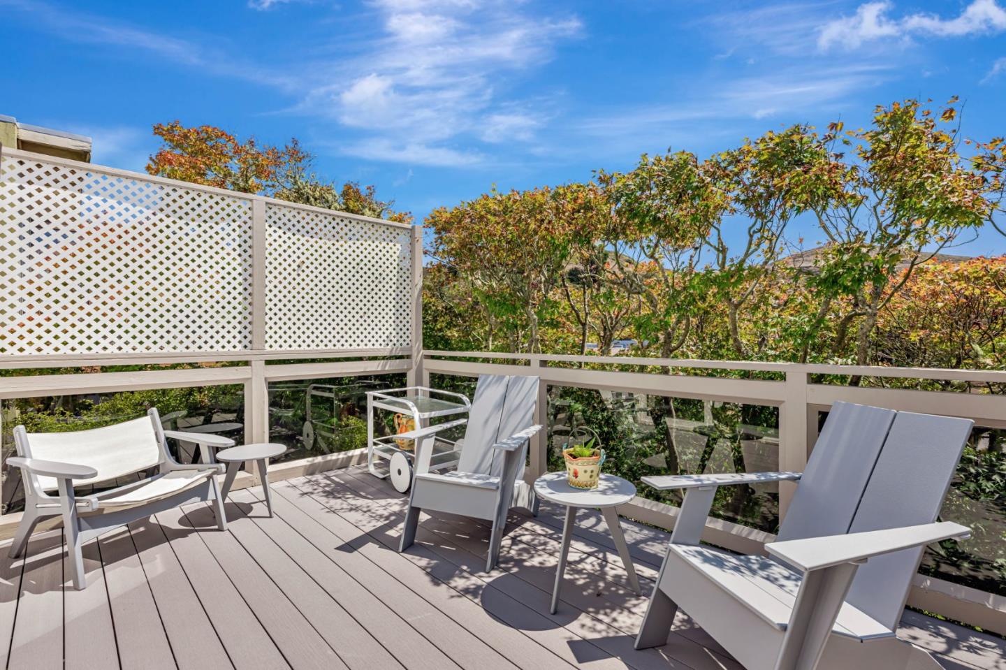 Detail Gallery Image 9 of 58 For 32 Clairview Ct, San Francisco,  CA 94131 - 4 Beds | 3 Baths
