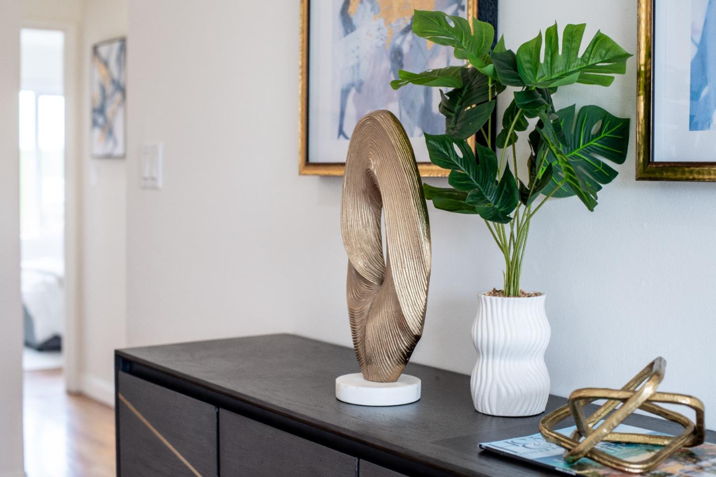 Detail Gallery Image 9 of 33 For 2115 42nd Ave, San Francisco,  CA 94116 - 3 Beds | 2 Baths