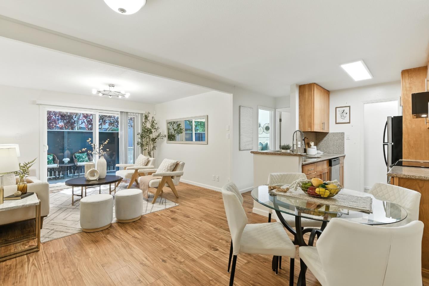 Detail Gallery Image 5 of 24 For 103 Piccadilly Pl a,  San Bruno,  CA 94066 - 1 Beds | 1 Baths