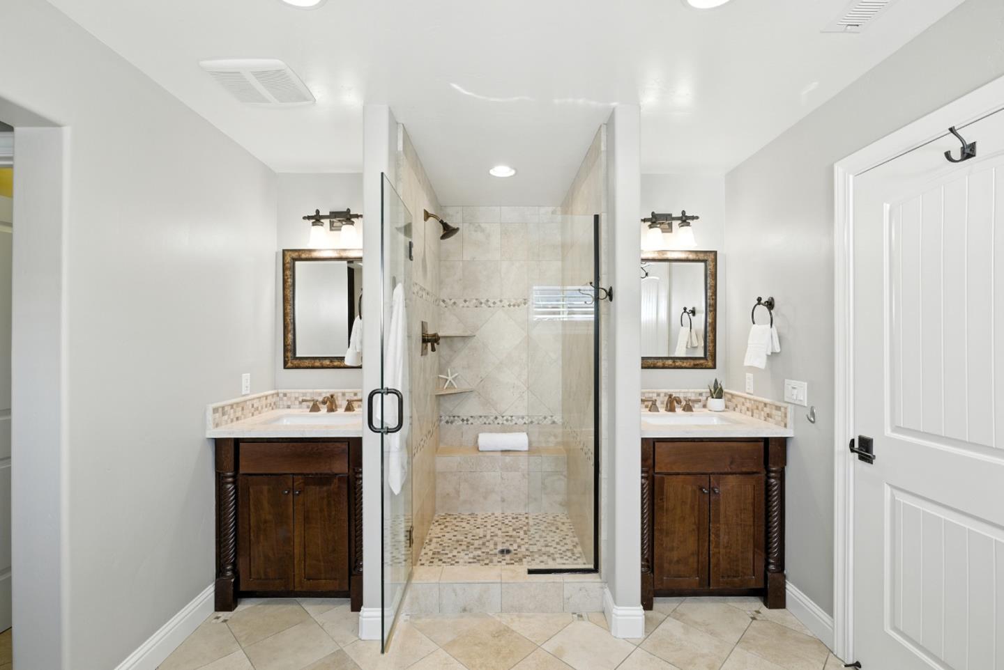 Detail Gallery Image 35 of 53 For 270 Oakview Dr, San Carlos,  CA 94070 - 4 Beds | 3 Baths