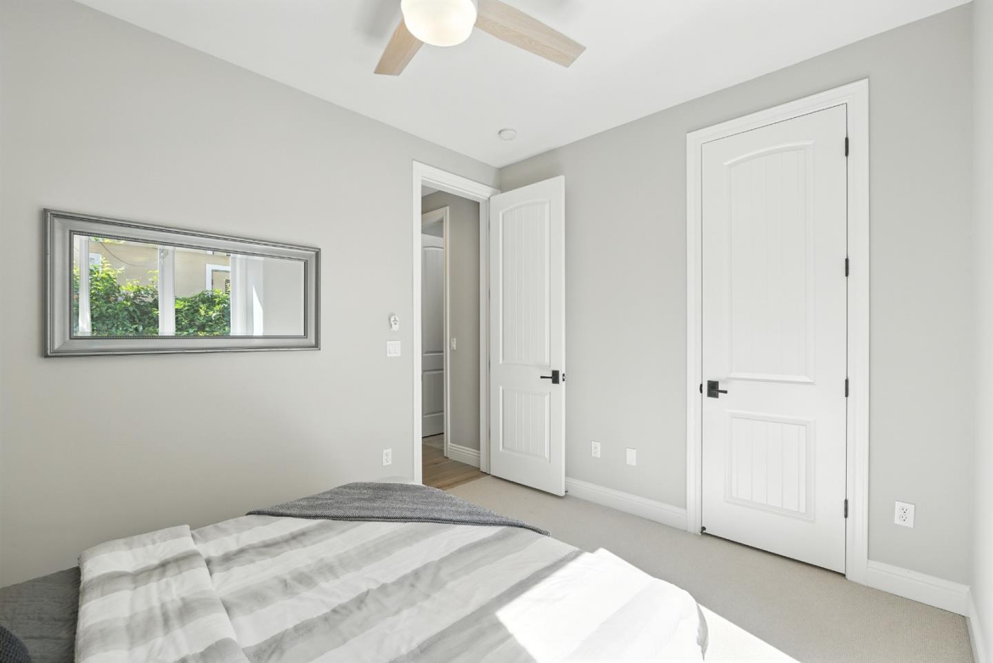Detail Gallery Image 41 of 53 For 270 Oakview Dr, San Carlos,  CA 94070 - 4 Beds | 3 Baths