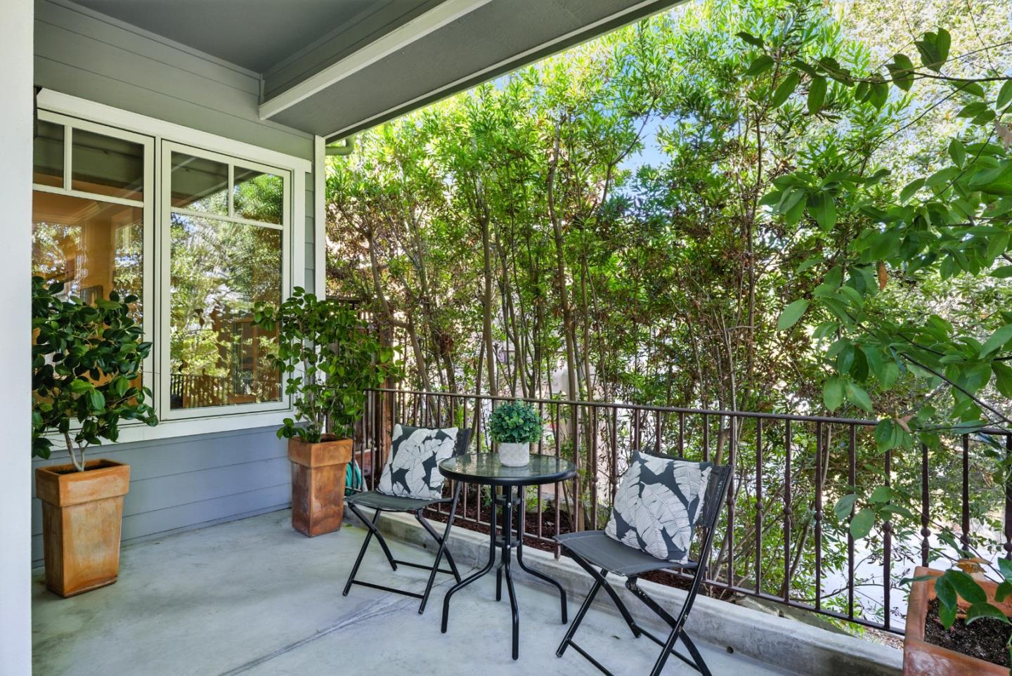 Detail Gallery Image 7 of 53 For 270 Oakview Dr, San Carlos,  CA 94070 - 4 Beds | 3 Baths