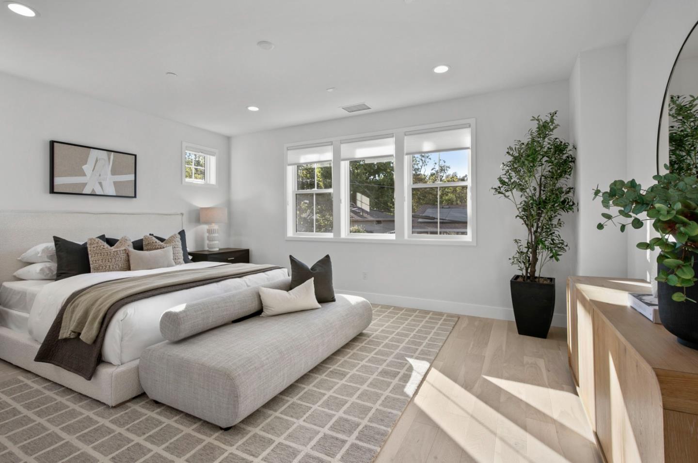 Detail Gallery Image 24 of 51 For 3070 Sterling Way, Redwood City,  CA 94061 - 4 Beds | 4/1 Baths