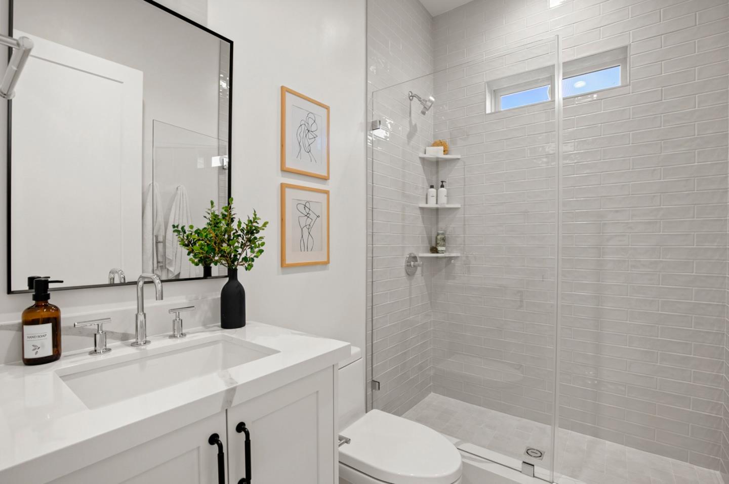 Detail Gallery Image 40 of 51 For 3070 Sterling Way, Redwood City,  CA 94061 - 4 Beds | 4/1 Baths