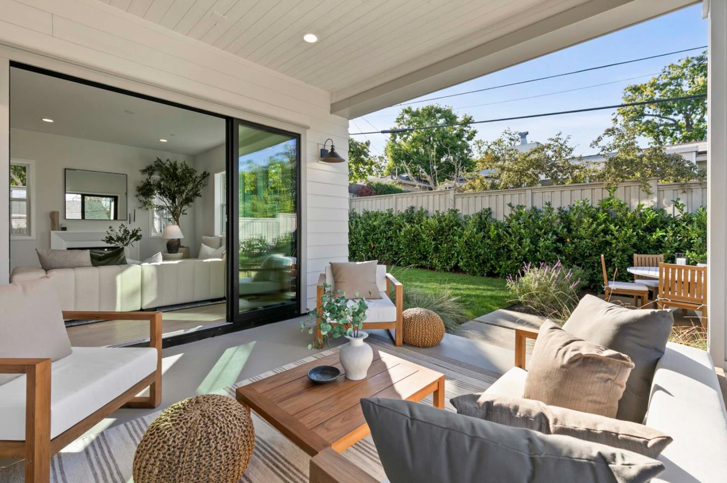 Detail Gallery Image 44 of 51 For 3070 Sterling Way, Redwood City,  CA 94061 - 4 Beds | 4/1 Baths
