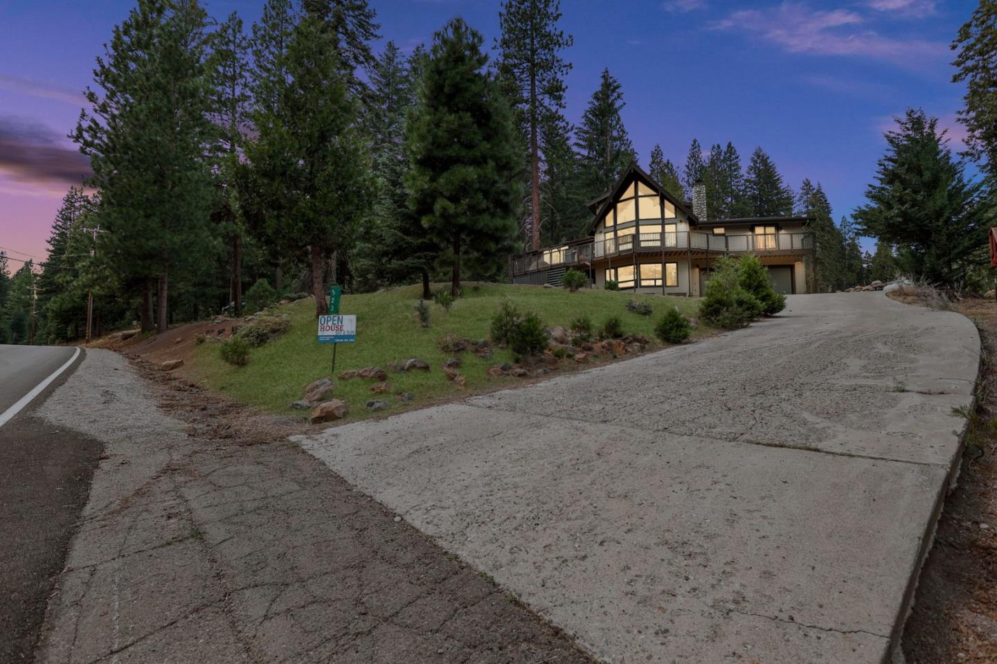 Detail Gallery Image 57 of 72 For 523 Peninsula Dr, Lake Almanor,  CA 96137 - 4 Beds | 3 Baths