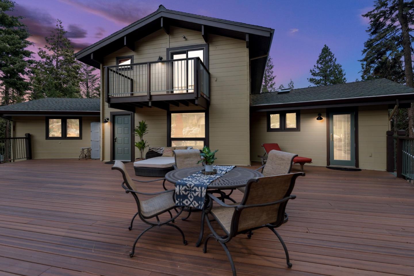Detail Gallery Image 60 of 72 For 523 Peninsula Dr, Lake Almanor,  CA 96137 - 4 Beds | 3 Baths