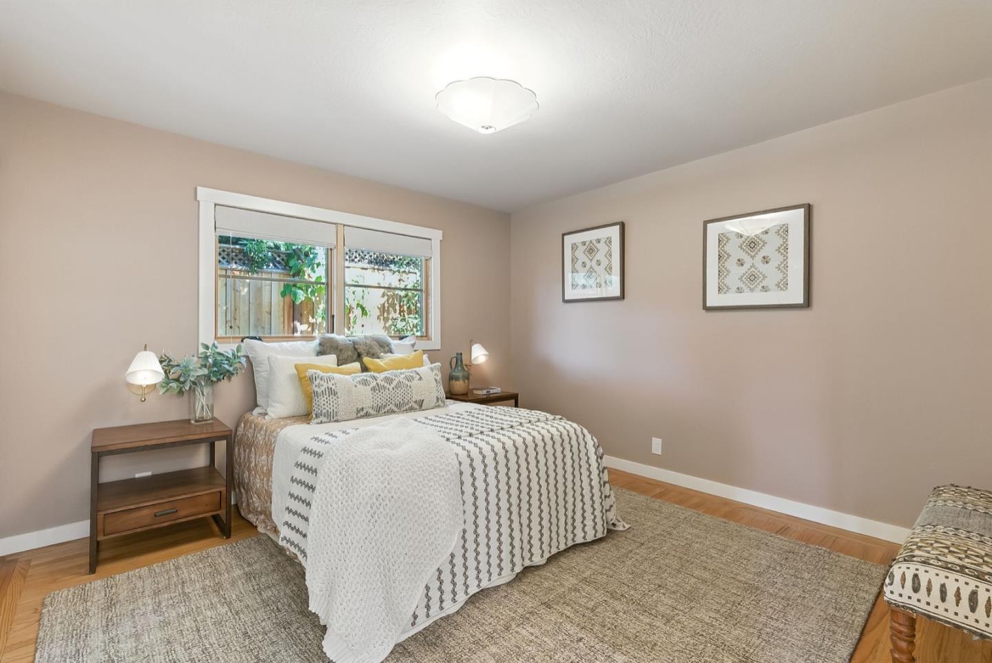 Detail Gallery Image 12 of 44 For 2608 Cipriani Blvd, Belmont,  CA 94002 - 4 Beds | 2 Baths