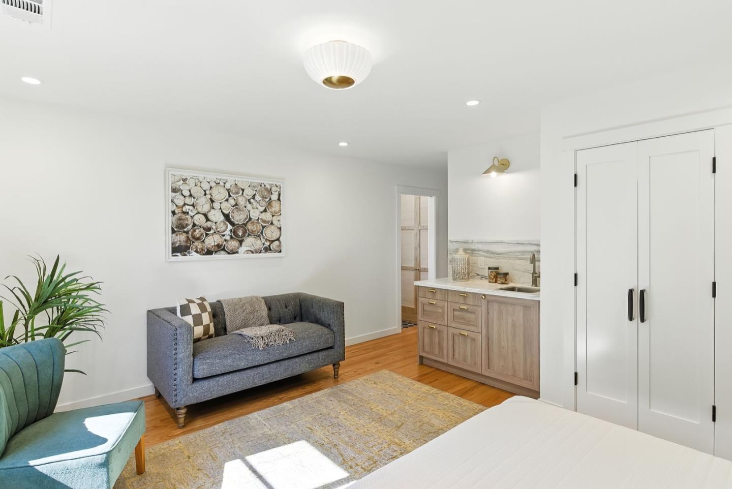 Detail Gallery Image 27 of 44 For 2608 Cipriani Blvd, Belmont,  CA 94002 - 4 Beds | 2 Baths