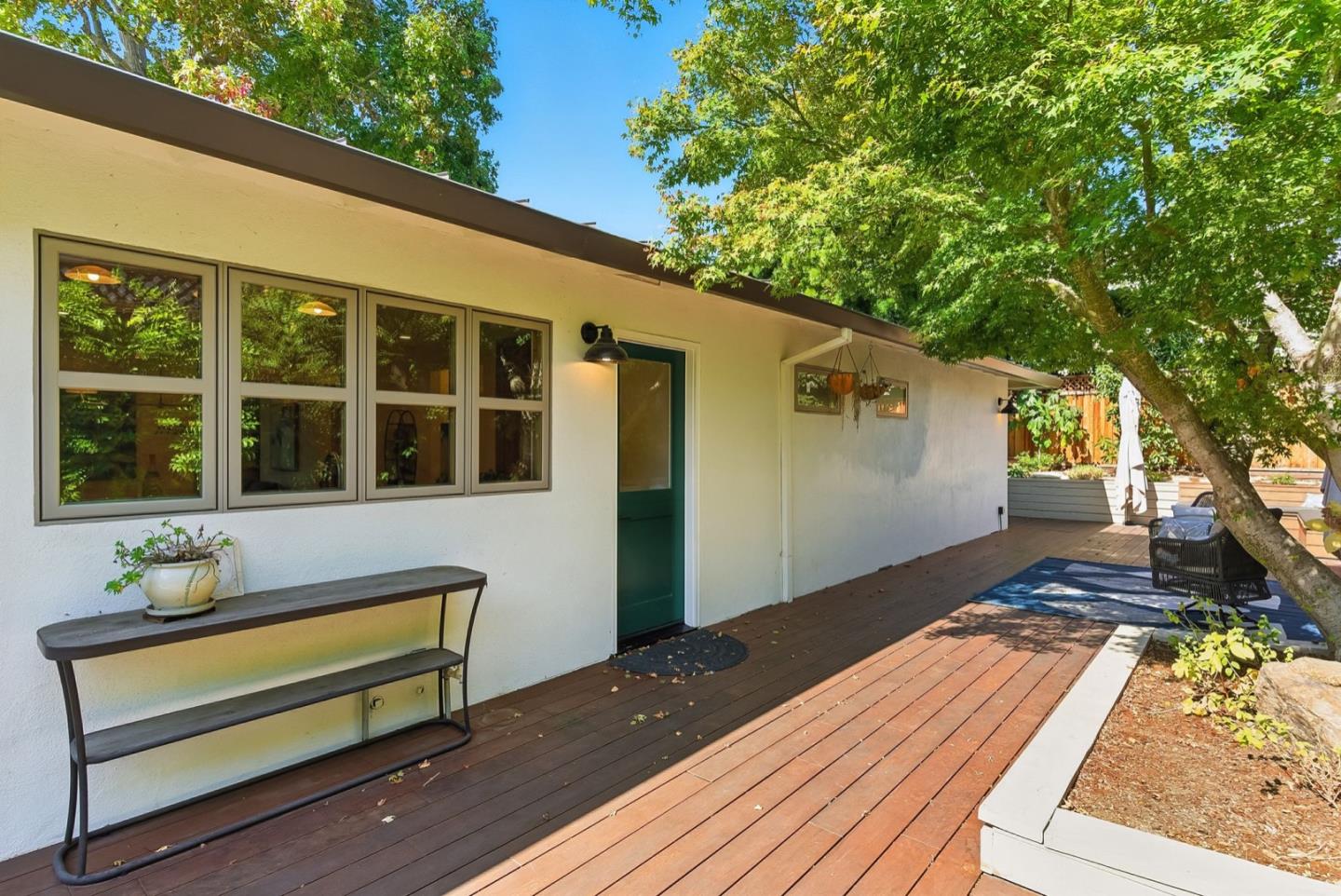 Detail Gallery Image 34 of 44 For 2608 Cipriani Blvd, Belmont,  CA 94002 - 4 Beds | 2 Baths