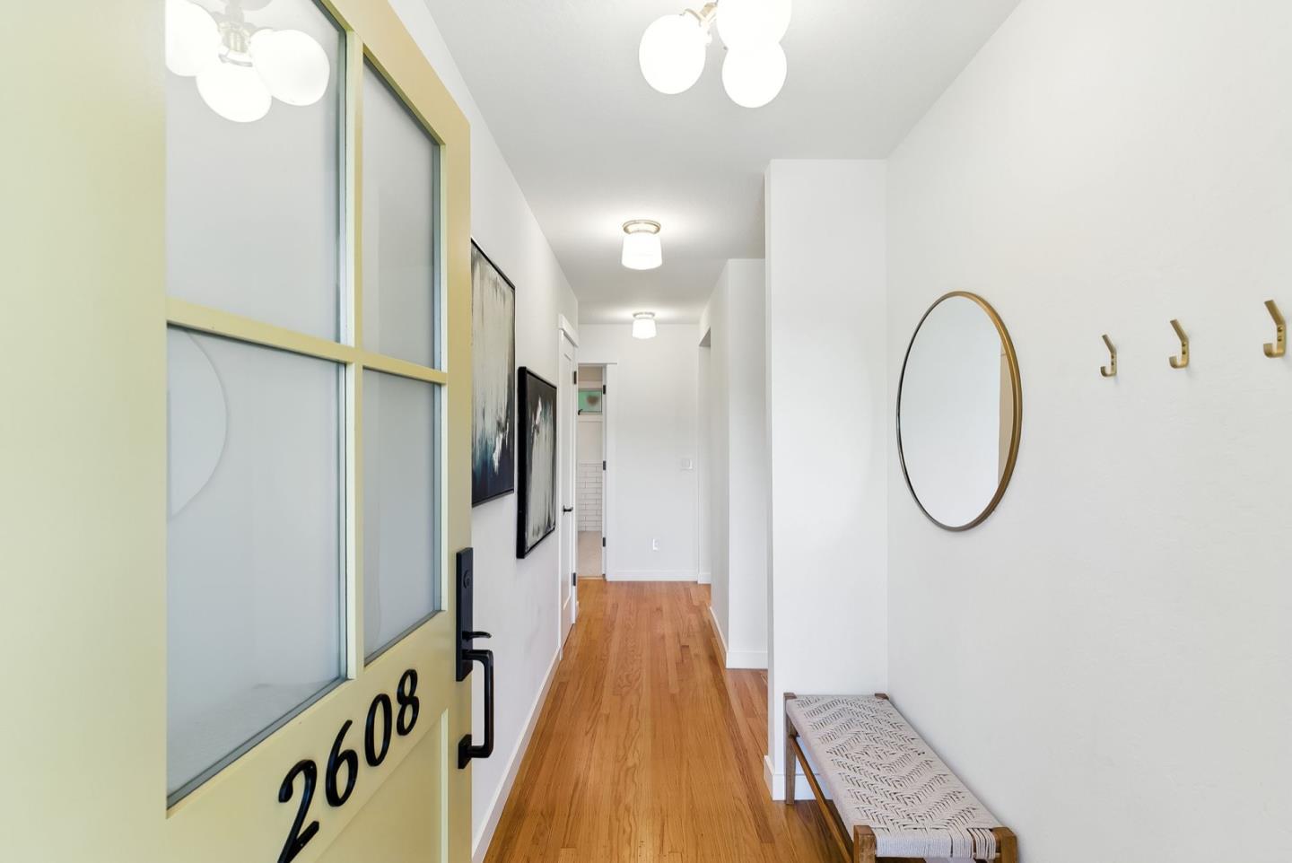 Detail Gallery Image 4 of 44 For 2608 Cipriani Blvd, Belmont,  CA 94002 - 4 Beds | 2 Baths