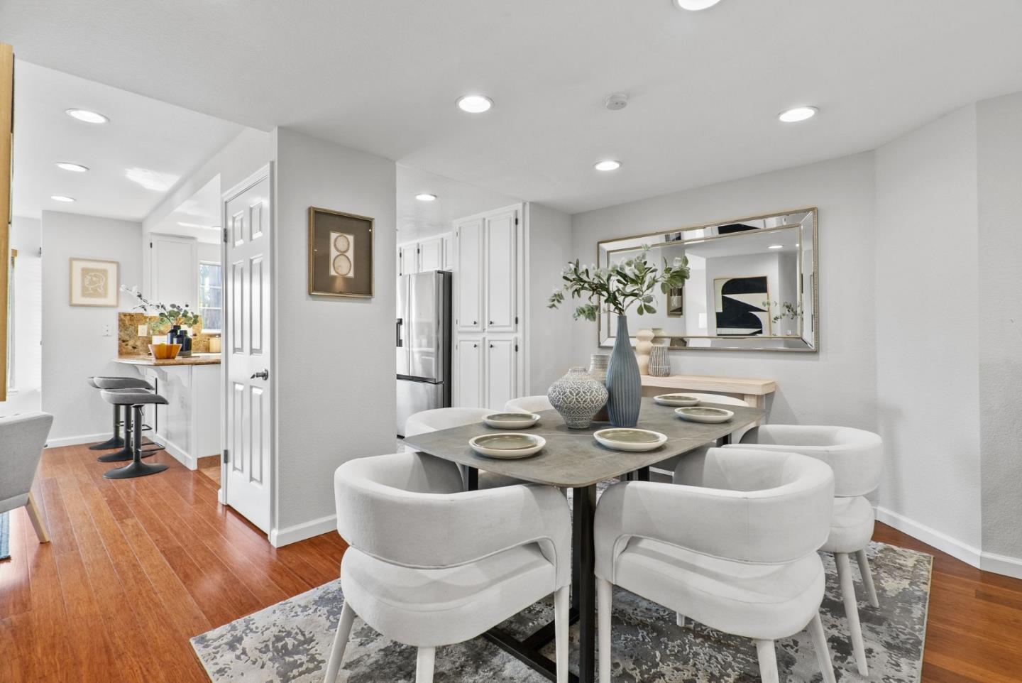 Detail Gallery Image 15 of 37 For 1806 Park Vista Cir, Santa Clara,  CA 95050 - 3 Beds | 2/1 Baths