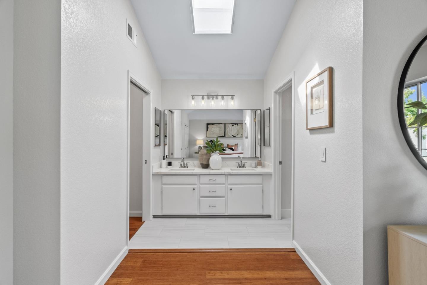 Detail Gallery Image 18 of 37 For 1806 Park Vista Cir, Santa Clara,  CA 95050 - 3 Beds | 2/1 Baths