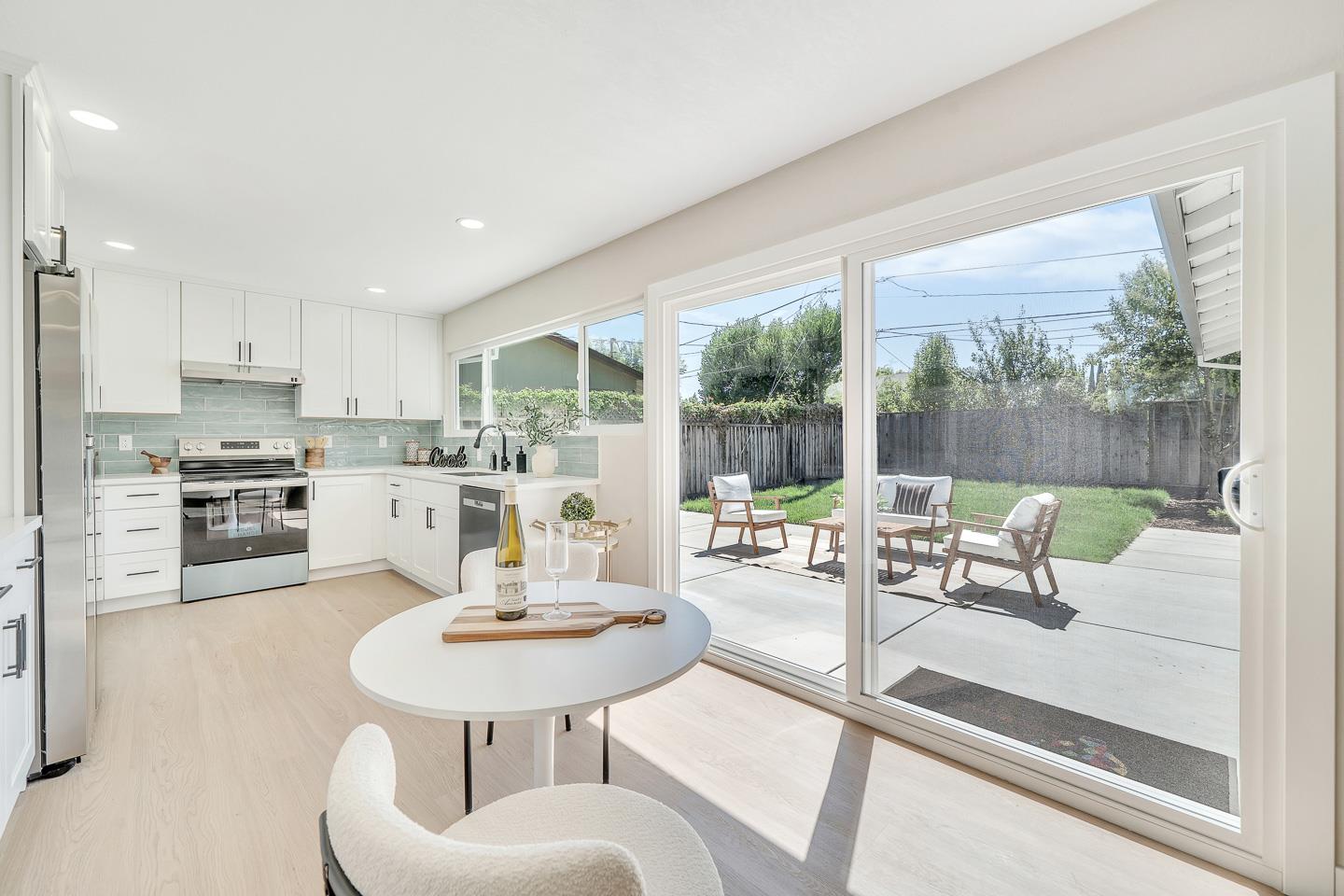 Detail Gallery Image 10 of 36 For 1927 Conifer Ln, San Jose,  CA 95132 - 4 Beds | 2 Baths