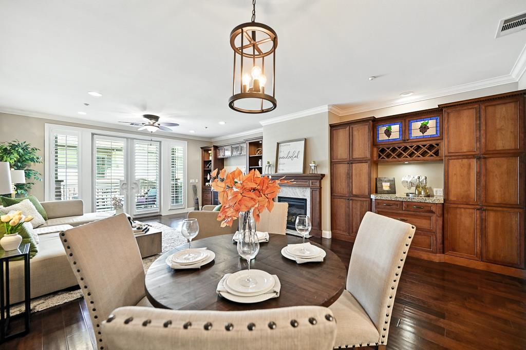 Detail Gallery Image 2 of 94 For 2881 Meridian Ave #224,  San Jose,  CA 95124 - 2 Beds | 2 Baths