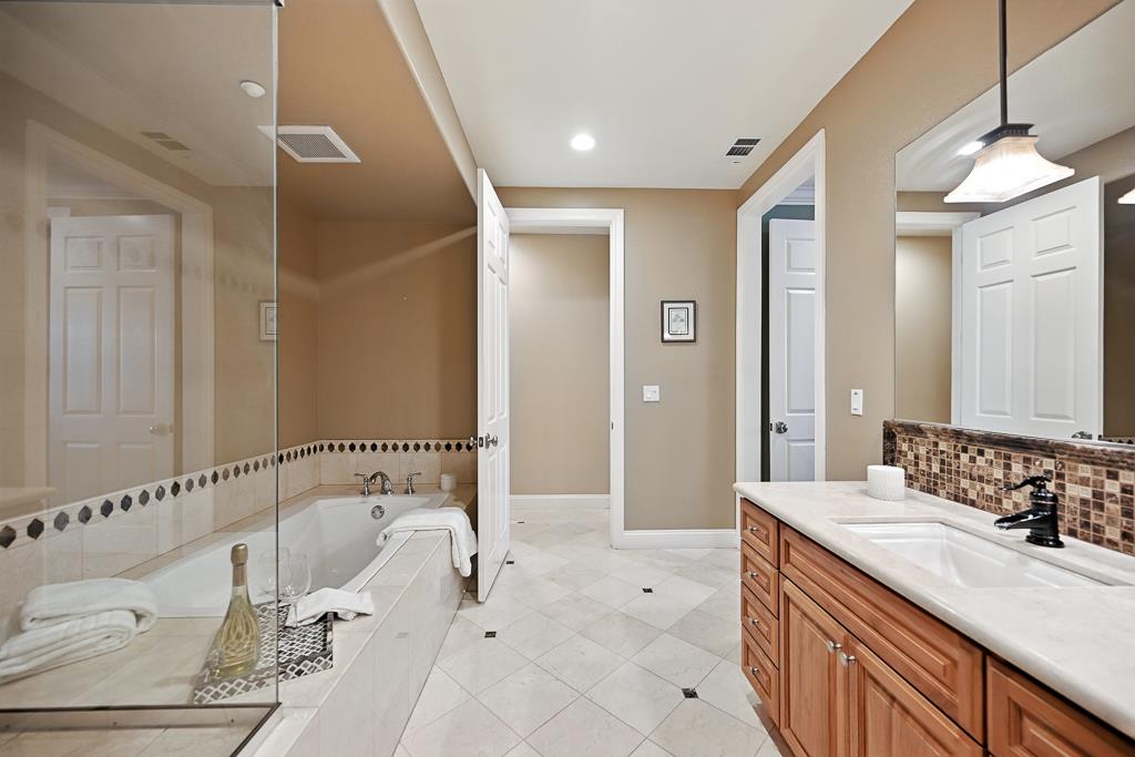 Detail Gallery Image 45 of 94 For 2881 Meridian Ave #224,  San Jose,  CA 95124 - 2 Beds | 2 Baths
