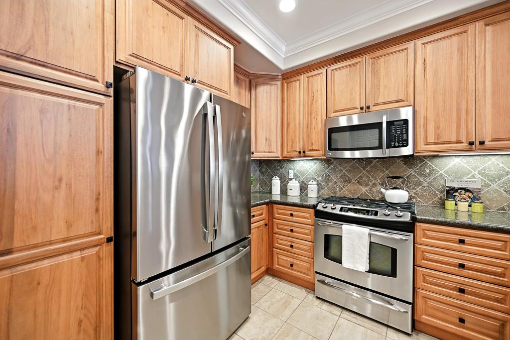 Detail Gallery Image 7 of 94 For 2881 Meridian Ave #224,  San Jose,  CA 95124 - 2 Beds | 2 Baths