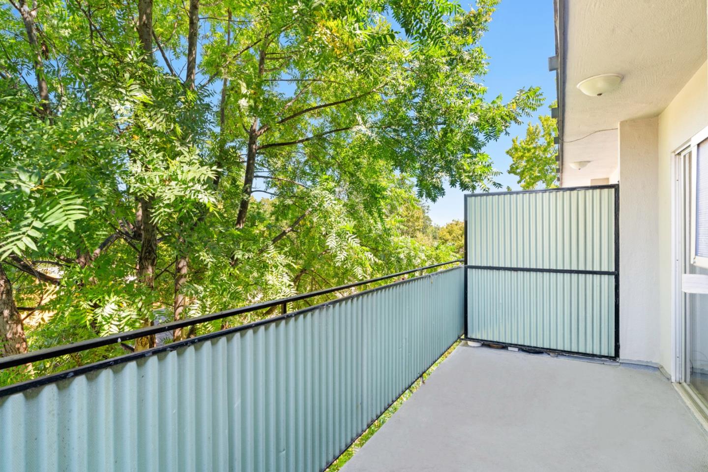 Detail Gallery Image 11 of 22 For 464 Clinton St #309,  Redwood City,  CA 94062 - 1 Beds | 1 Baths